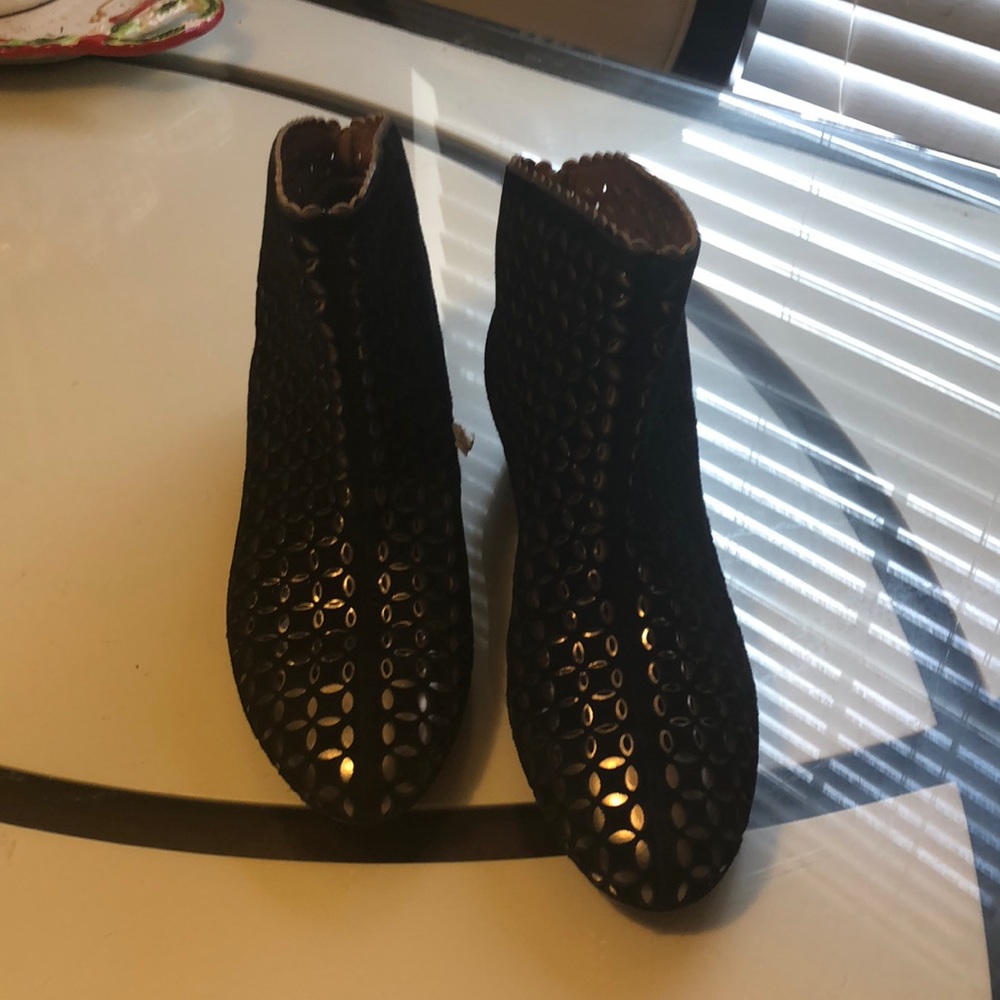 Alaia bootie boot